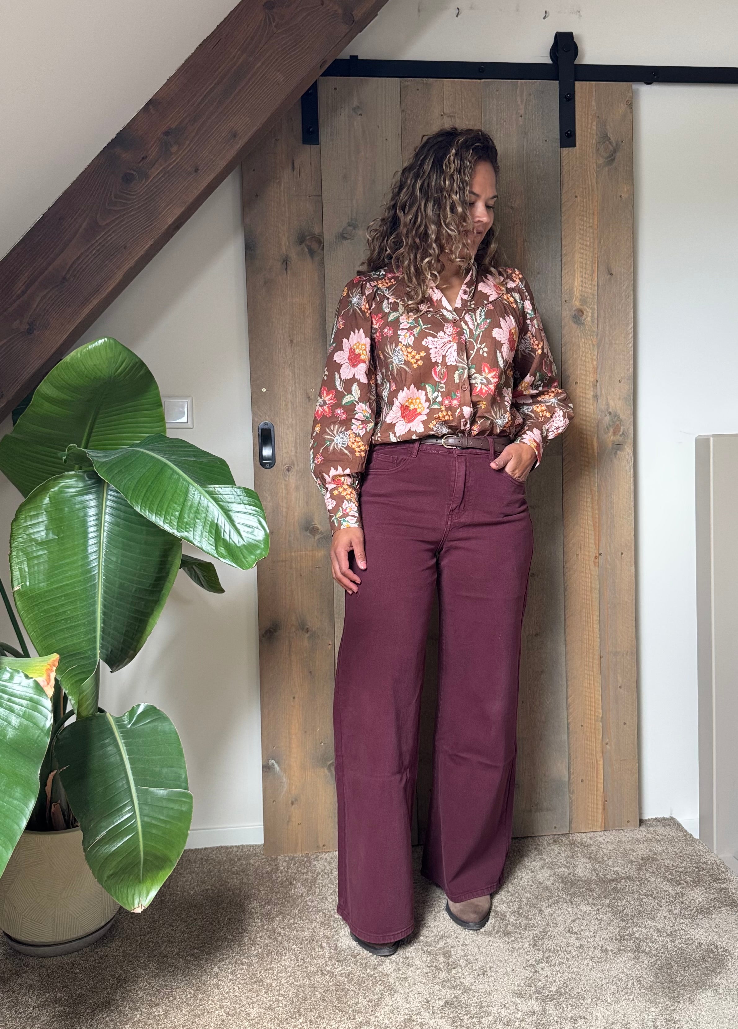 Bordeaux Wide Leg Jeans