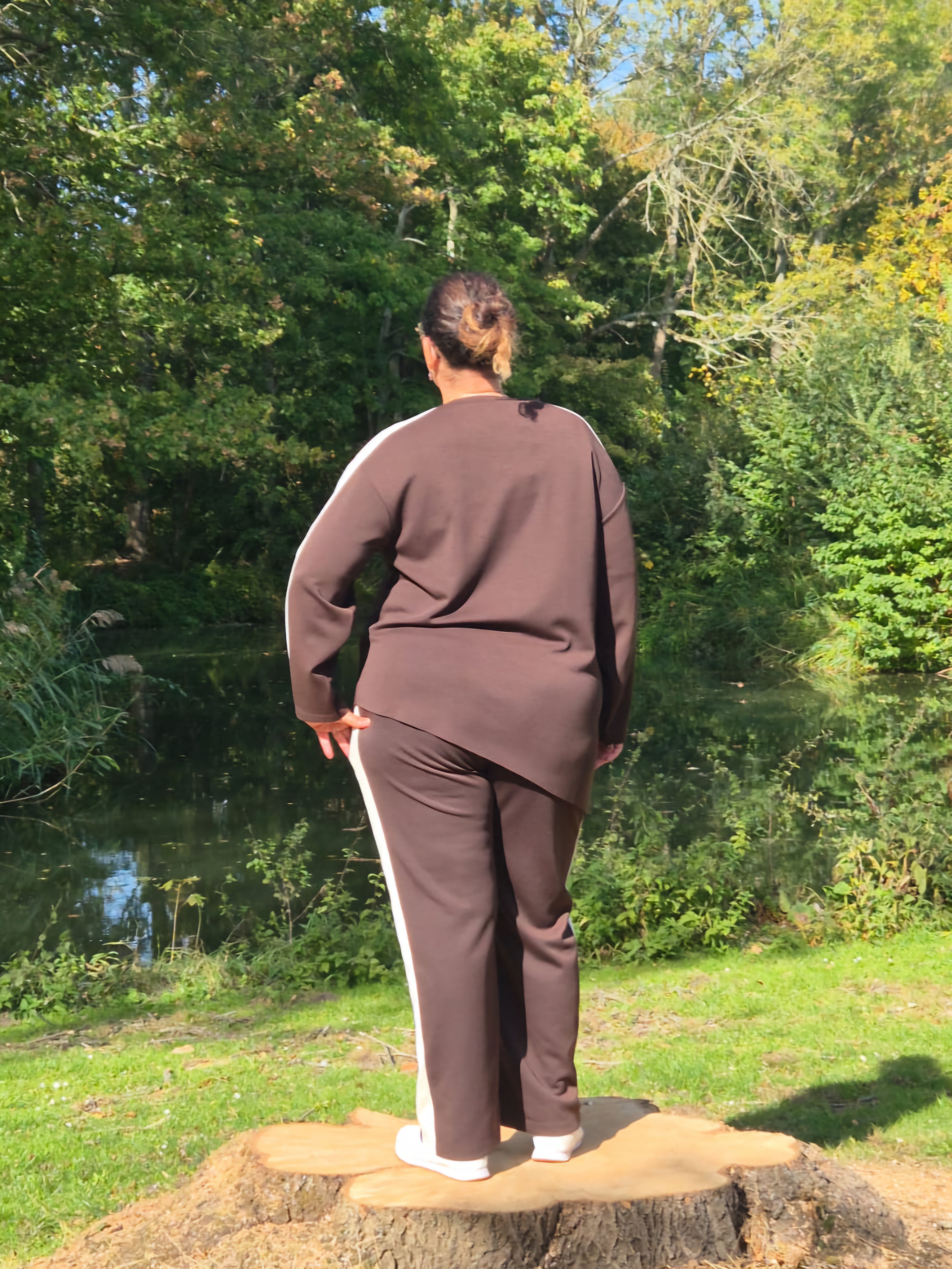 Soft jogger set asymmetrical