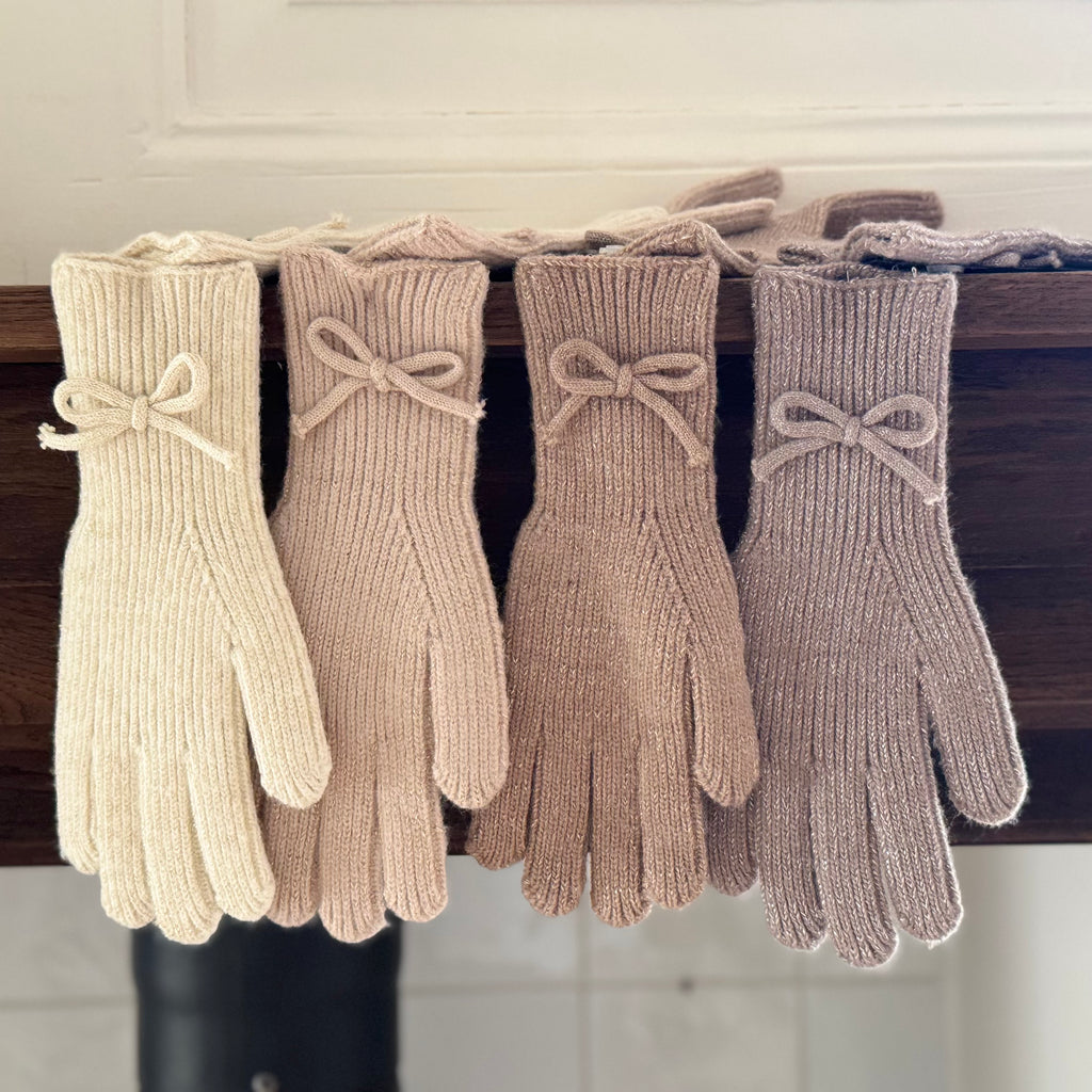 Cozy Glow Knit Gloves