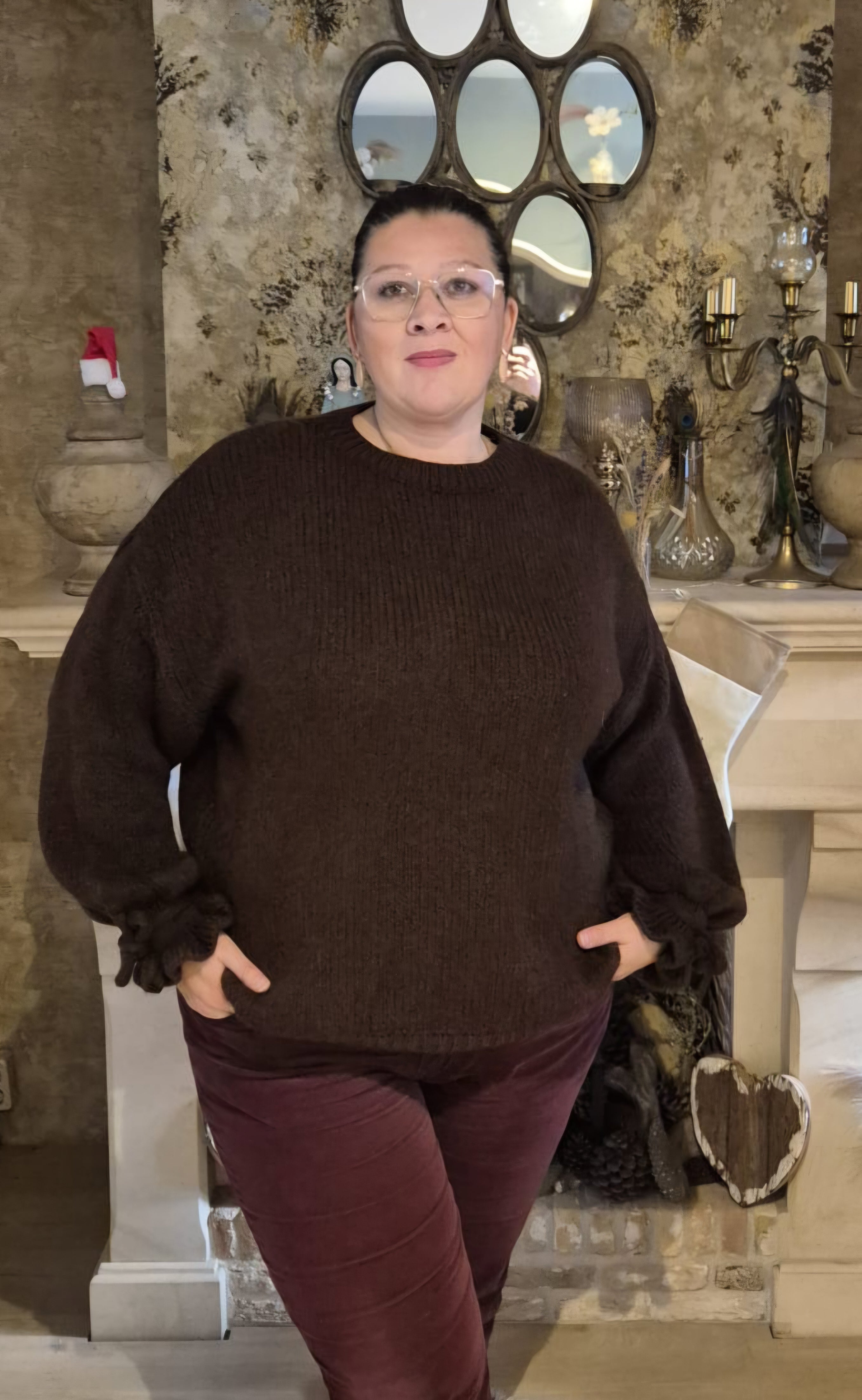 Wollen trui met strikdetail om de mouw