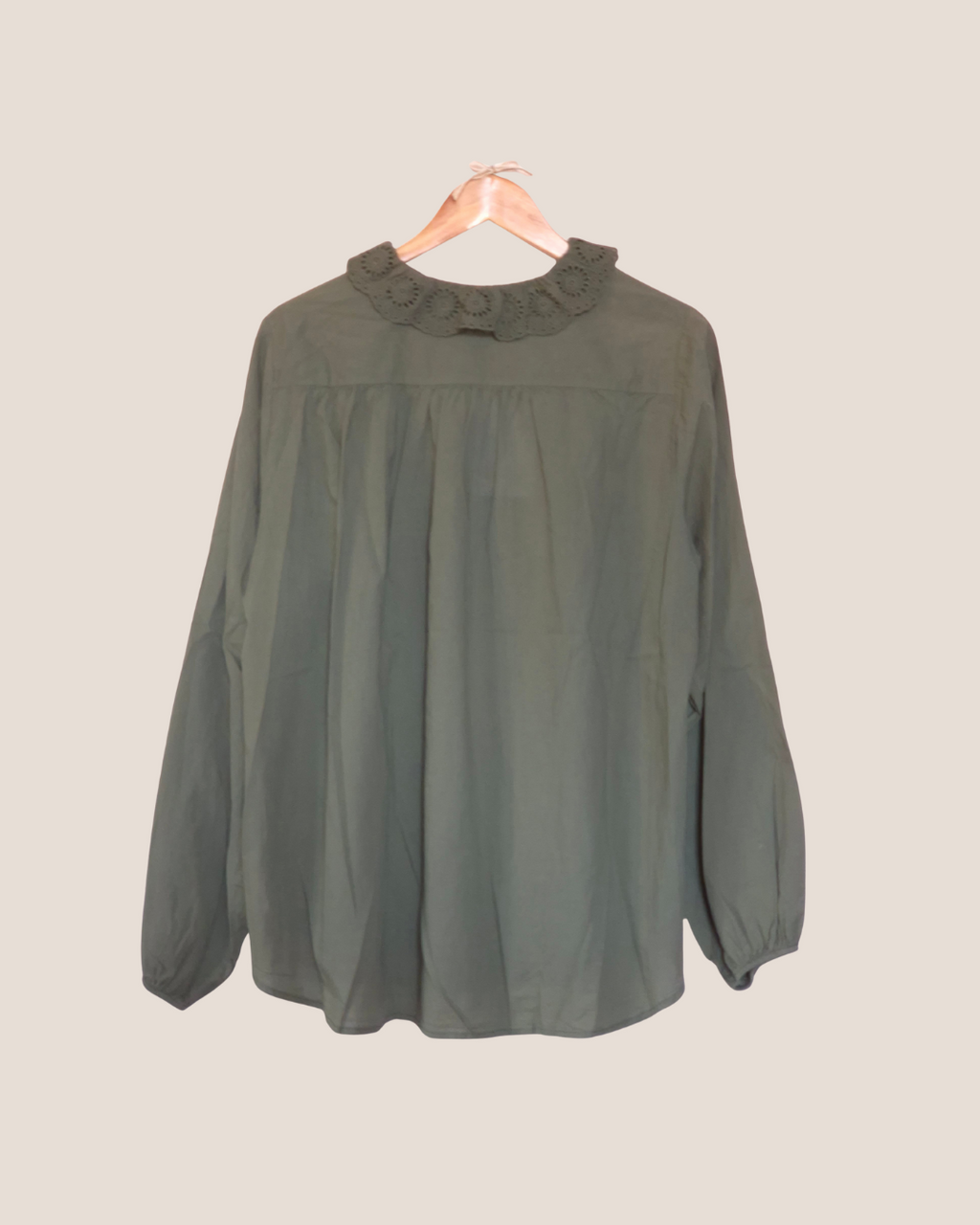 Blouse met broderie ruche